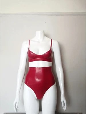 Latex Two Piece Set with Extreme High-waist Knickers and Round Cup Bra