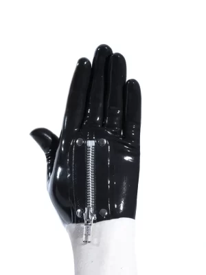 Cropped Latex Gloves